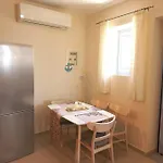 Sunny Апартаменты *